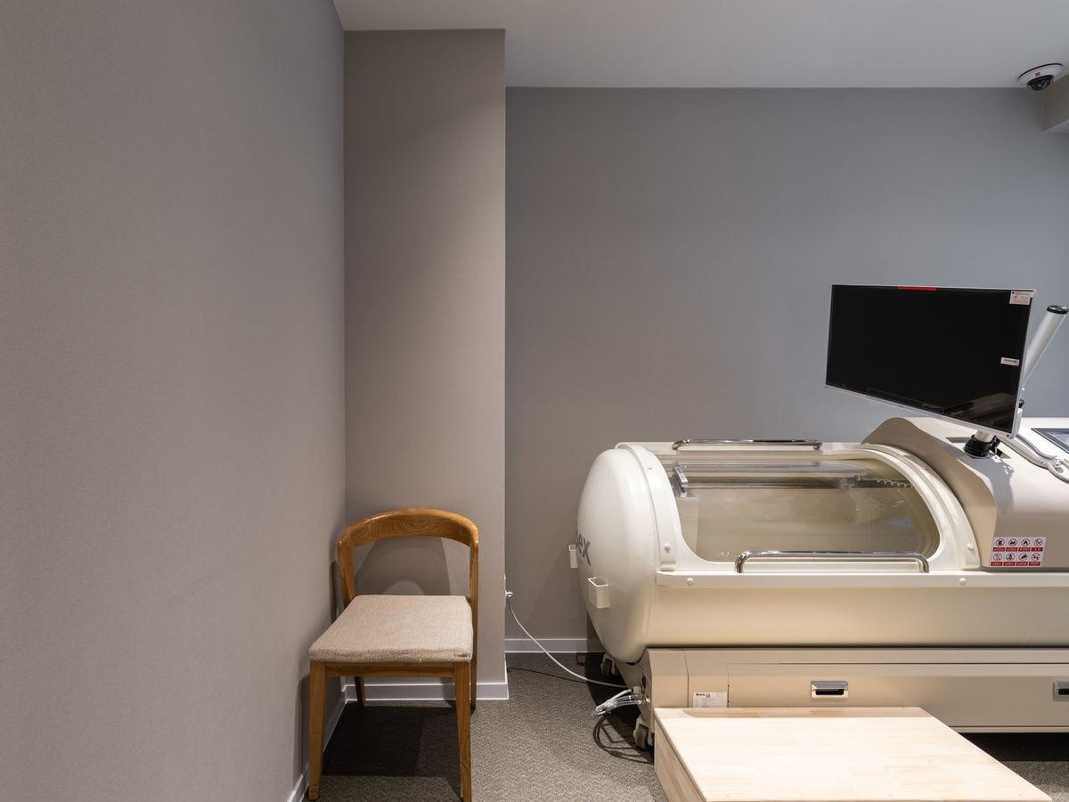 Hyperbaric Oxygen Therapy